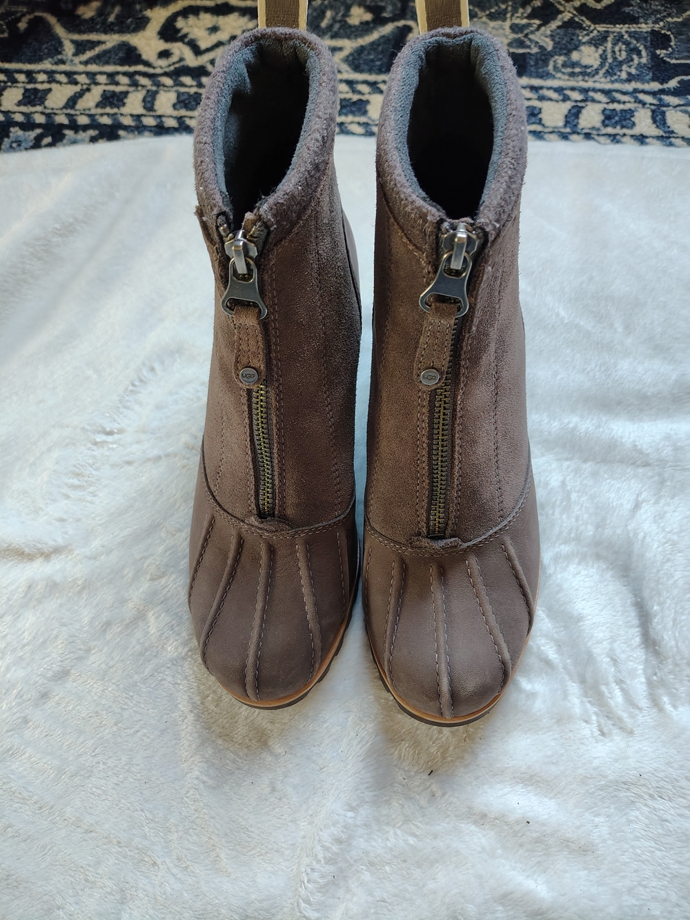 UGG BRAND NEW Brown Suede Front-Zip Ankle Booties With Internal Wedge Heel Sz. 8